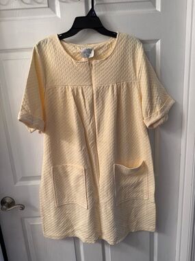 Women's Short-Sleeve Quilted Robe - Cream